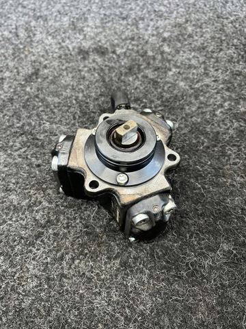 BOSCH 0986437020 Насос топливный высокого давления (ТНВД) в наличии Николаев