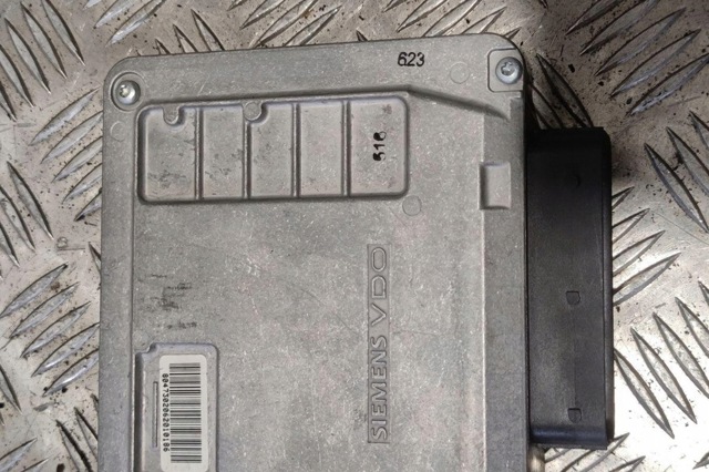 PORSCHE 0AD927755BK в наличии Полтава
