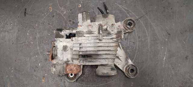 0BR525010 VAG Редуктор задний купить в Ирпень