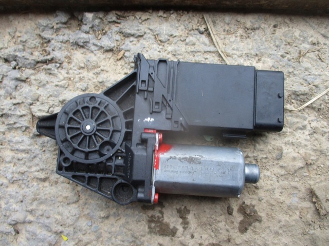 VAG 104411301 в наличии Черкассы