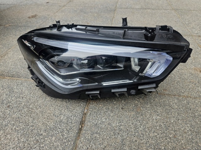 A1189063200 MERCEDES Правая фара купить в Житомир