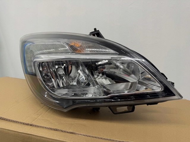 13372314 OPEL Правая фара купить в Павлоград