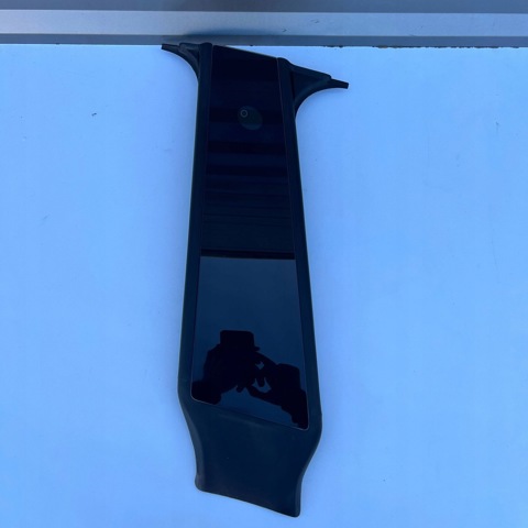 TESLA 150688600G Обшивка стойки кузова внутренняя средняя правая в наличии Черкассы