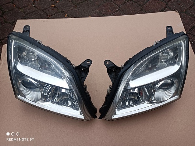 OPEL 15588700 Фара левая в наличии Ирпень