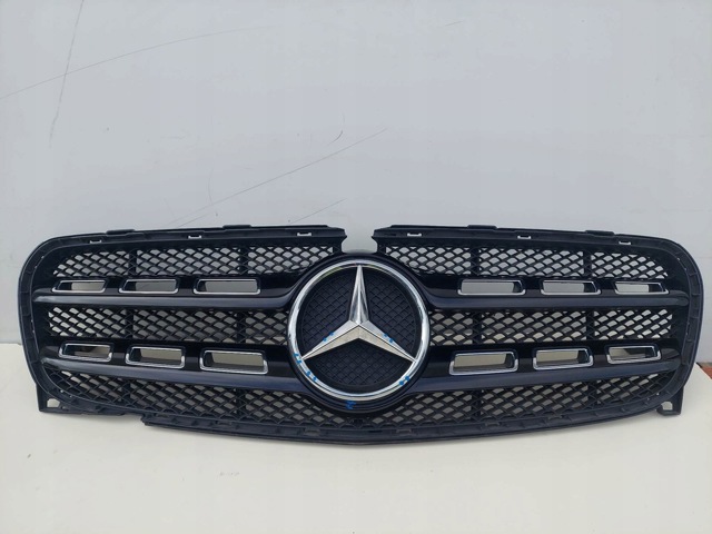 A1568882900 MERCEDES Решетка радиатора купить в Чернигов