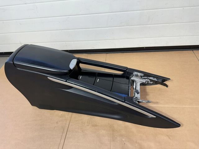 1646800814 MERCEDES купить в Павлоград