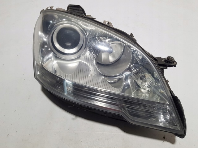 MERCEDES 1648207861 Правая фара в наличии Каменское