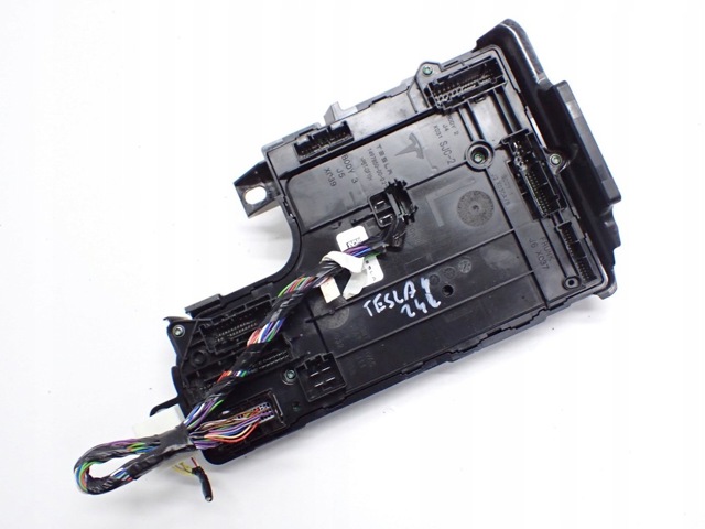 165764802A TESLA Блок комфорта купить в Николаев