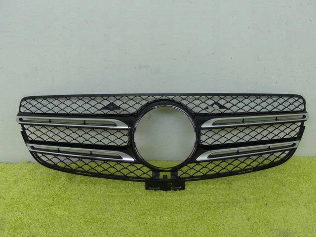 1668880260 MERCEDES Решетка радиатора купить в Киев