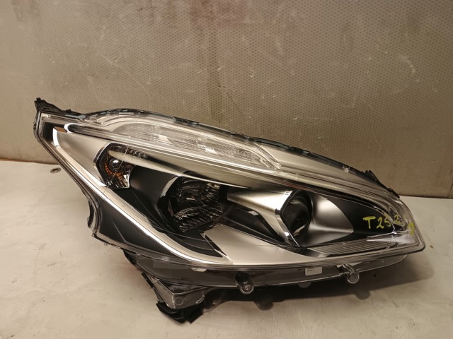 Фара правая 1685353180 PEUGEOT
