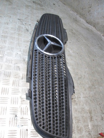 1708800085 MERCEDES Решетка радиатора купить в Винница