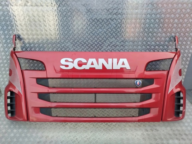 SCANIA 1917216 Кронштейн решетки радиатора в наличии Харьков