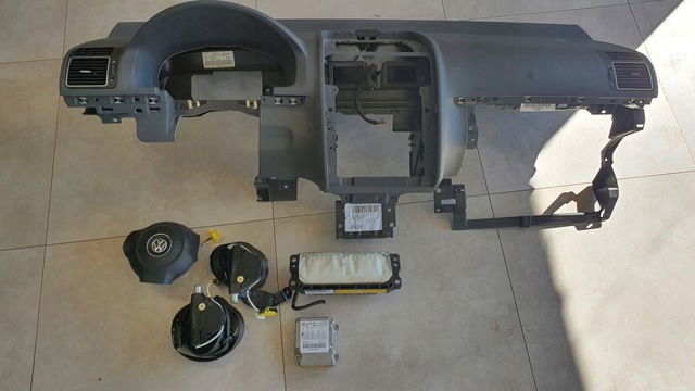 VAG 1T1857706D Ремень безопасности в наличии Ирпень