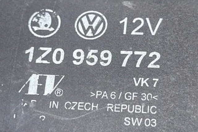 1Z0959772 VAG Реле подогрева сиденья купить в Черновцы