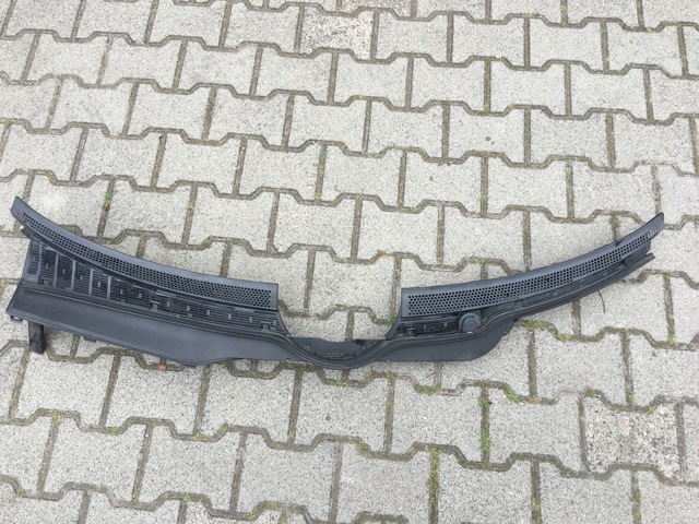 A2028310258 MERCEDES Водосток лобового стекла, жабо купить в Полтава