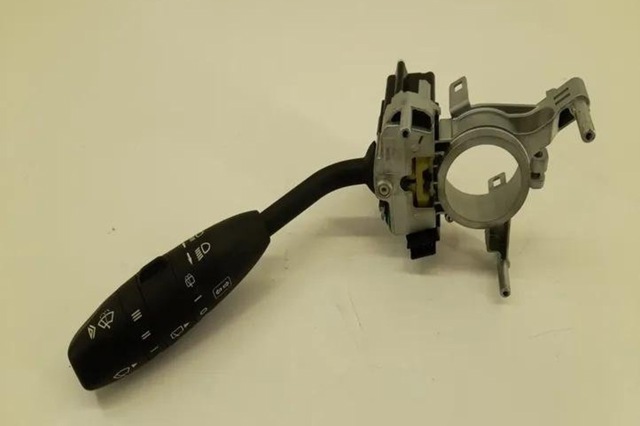 A2035450410 MERCEDES Переключатель подрулевой левый купить в Николаев
