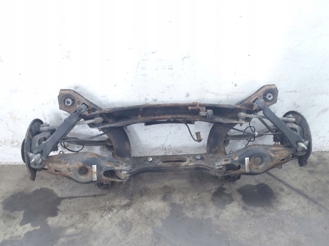 MERCEDES 2043502400 в наличии Ирпень