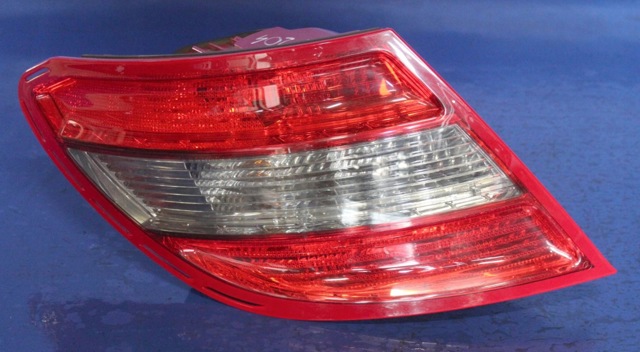 MERCEDES 2048202964 Фонарь задний левый в наличии Тернополь