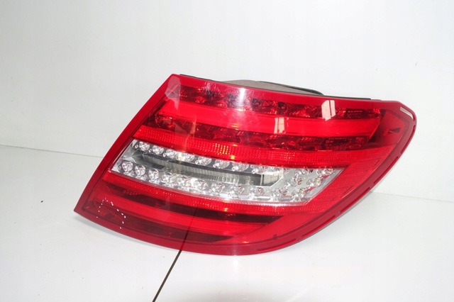 MERCEDES 2048205864 Фонарь задний правый в наличии Запорожье