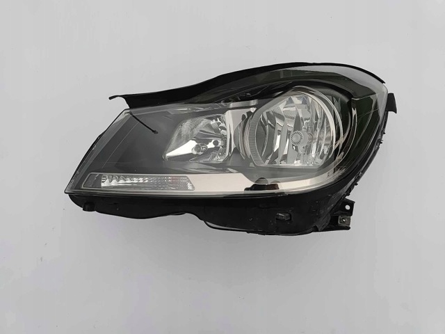 2048209559 MERCEDES Левая фара купить в Каменское