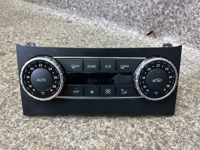 Механизм управления кондиционером 2049006608 MERCEDES