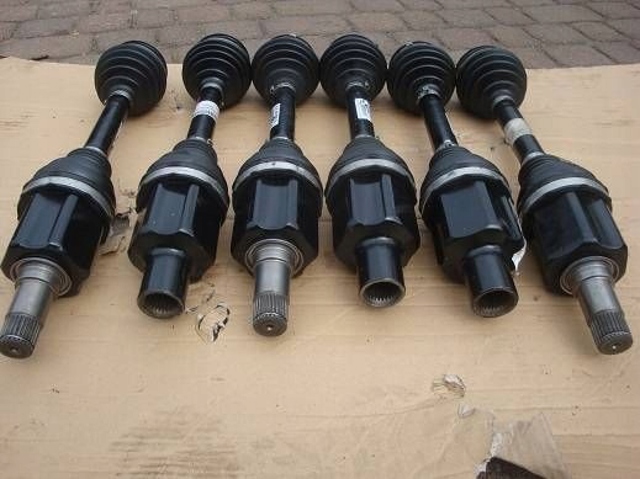MERCEDES 2053303706 Полуось (привод) передняя правая в наличии Украина