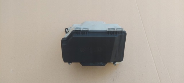 A2055402328 MERCEDES Крышка блока предохранителей купить в Павлоград