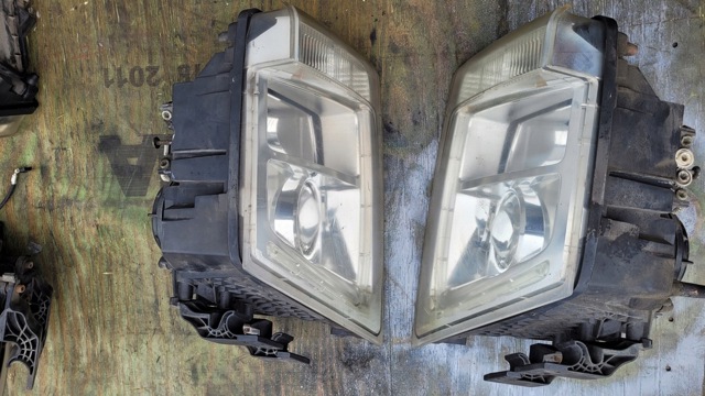 21123489 VOLVO Фара правая купить в Киев