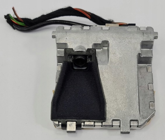2126704101 MERCEDES Стекло лобовое  купить в Полтава