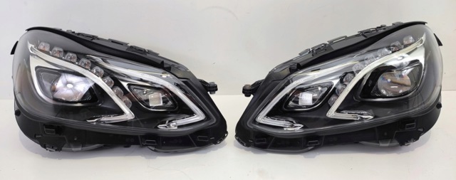 2128202439 MERCEDES Правая фара купить в Николаев