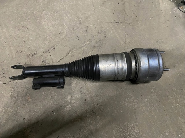 A2133200701 MERCEDES купить в Ужгород