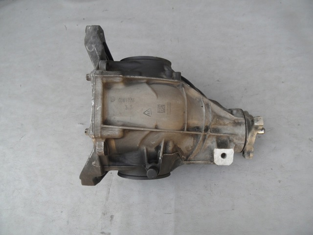 2133510005 MERCEDES Крышка редуктора заднего купить в Тернополь