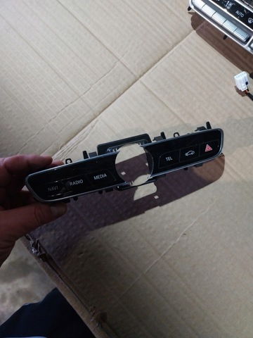 A2139056508 Блок кнопок центральной консоли купить Кривой Рог