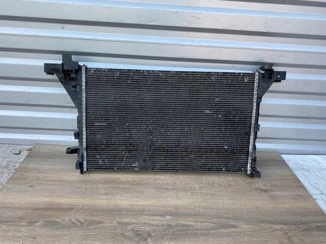 214106556R RENAULT Радиатор купить в Житомир