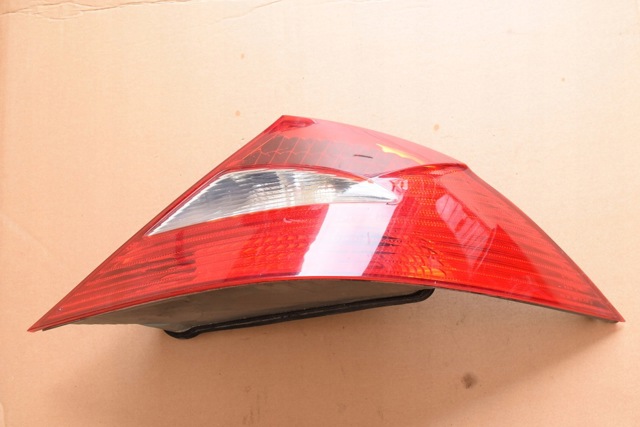MERCEDES 2198200264 Фонарь задний правый в наличии Украина