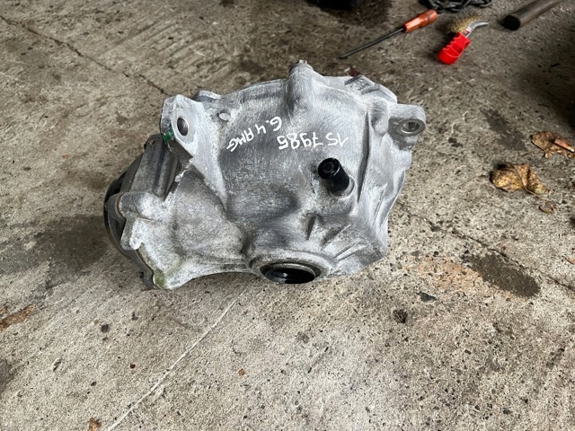 MERCEDES 2213307500 Редуктор передний в наличии Львов