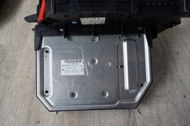 2215401001 MERCEDES купить в Киев