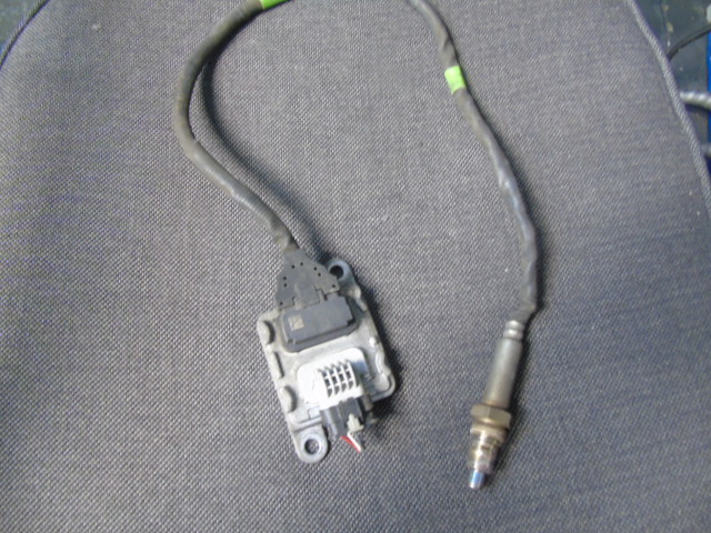 227905433R RENAULT Датчик оксидов азота NOX купить в Черновцы