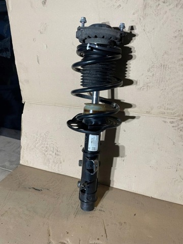 Передний правый амортизатор 23420872 GM