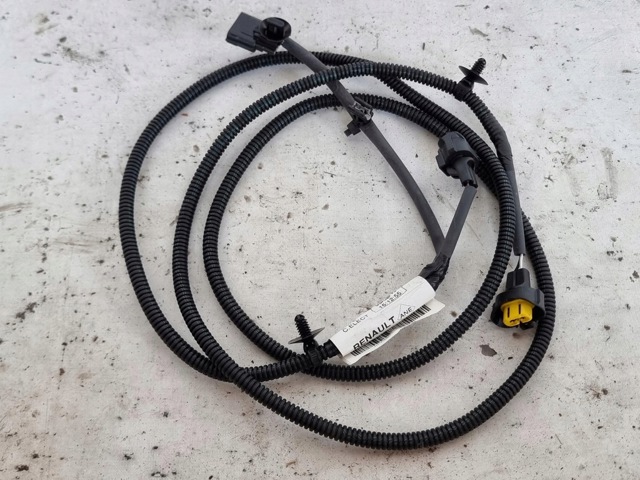 RENAULT 240707800R в наличии Ровно