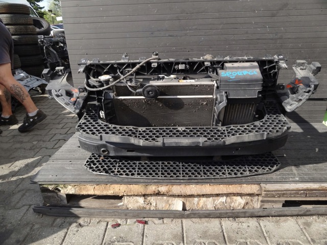 HYUNDAI 253102Y020 Радиатор охлаждения двигателя в наличии Ирпень