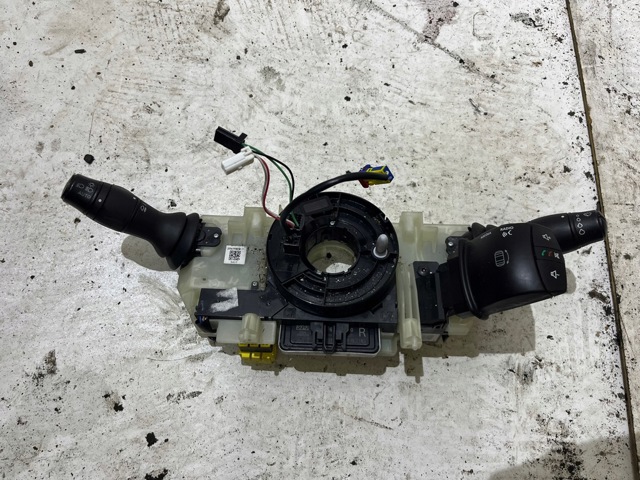 RENAULT 255675983R Подрулевой переключатель в наличии Киев