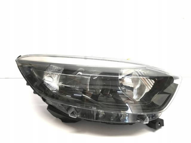 RENAULT 260105066R Правая фара в наличии Харьков