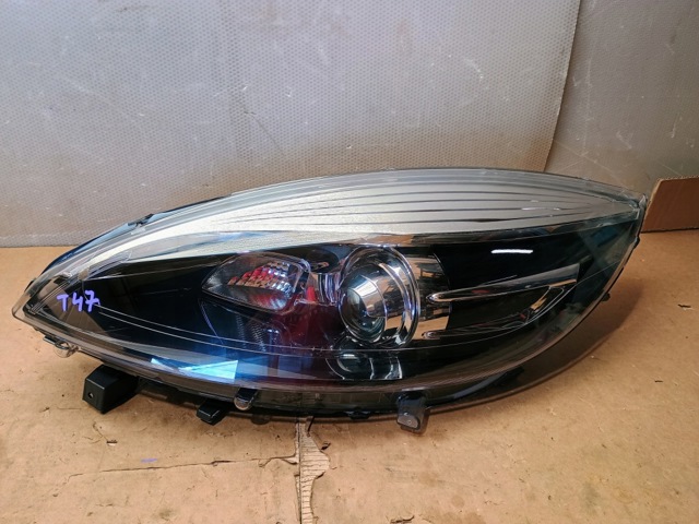 RENAULT 260105783R Правая фара в наличии Павлоград