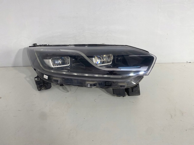 260106403R RENAULT Фара правая купить в Одесса