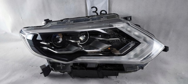 NISSAN 260106FP8B Фара правая в наличии Николаев