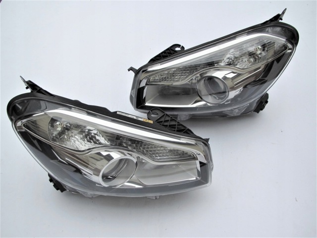 NISSAN 26010BR60A Правая фара в наличии Тернополь