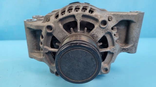 Генератор 2706025030 TOYOTA