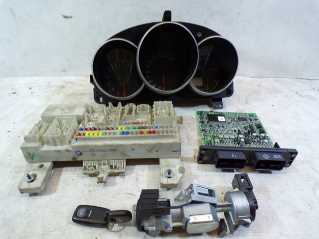 2797212240 Mazda Модуль управления (ЭБУ) двигателем