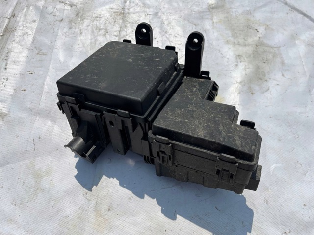 284B84BA0C RENAULT Корпус блока предохранителей купить в Львов